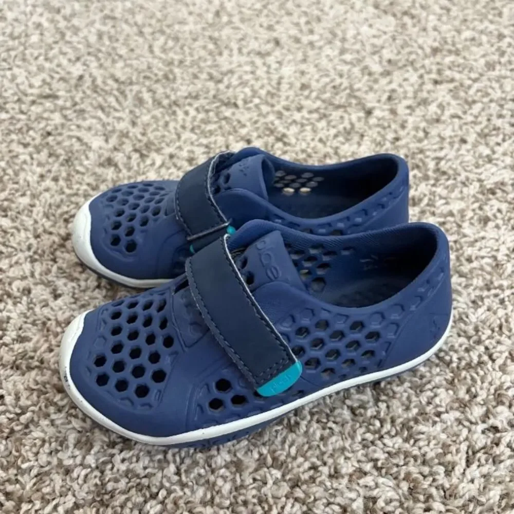 Size 10 / Boys PLAE Mimo Water Shoes